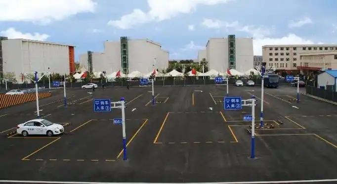 驾校学车|驾校报名 - 重庆易杰米科技有限公司