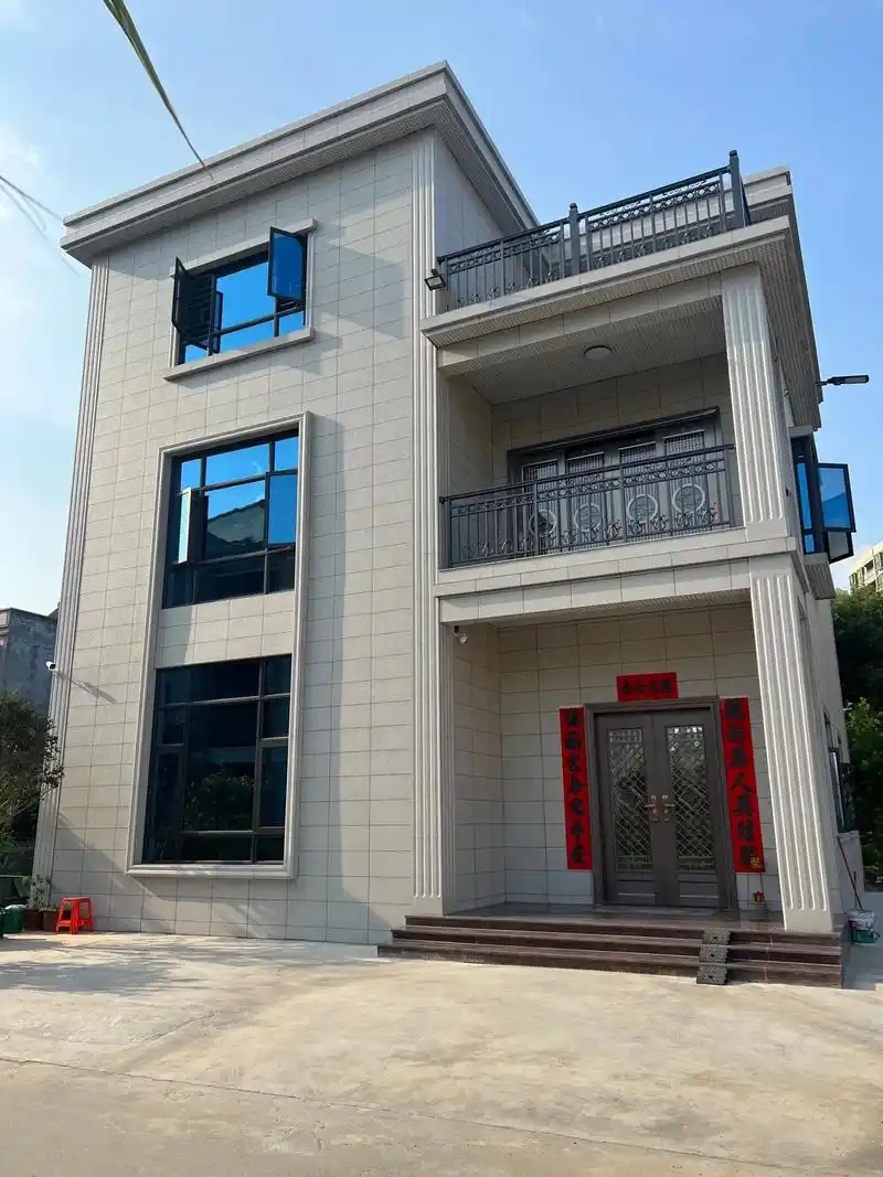 外墙瓷砖搭配效果图 #同城装修 分享一栋福田自建房正装案例!