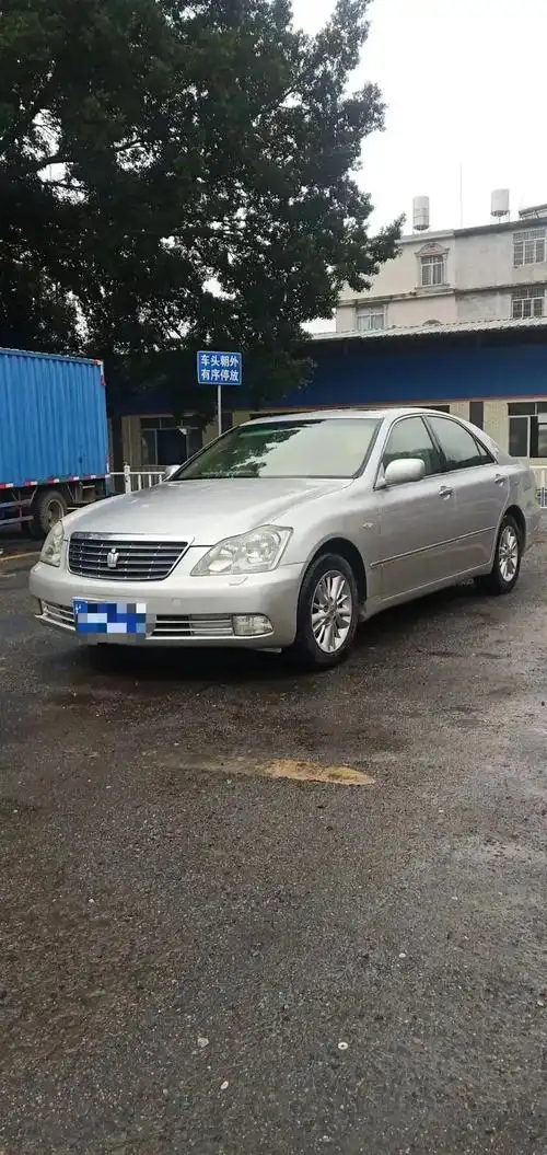 2006款丰田皇冠30二手