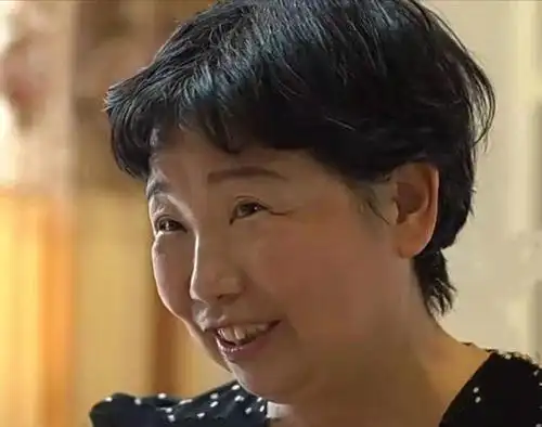 姚策去世后养母许敏卧床首次悲痛发声为什么最后一面见不到