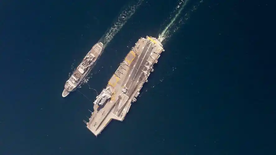 军事装备美图:法国戴高乐号核动力航母