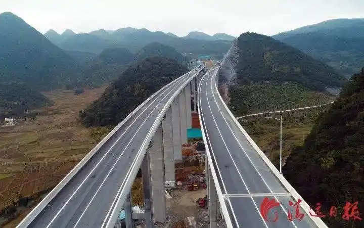 汕昆高速广东段今天正式通车!英德设8个收费站,按0.45元/公里标准收取