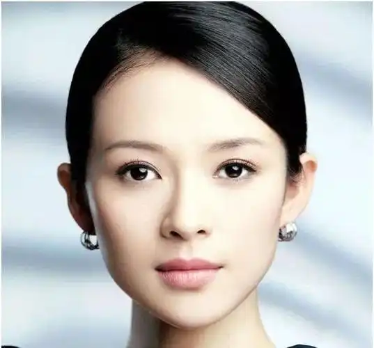 小s说谢娜的五官组合就是个笑话,"人脸吸引力"原则告诉你真相