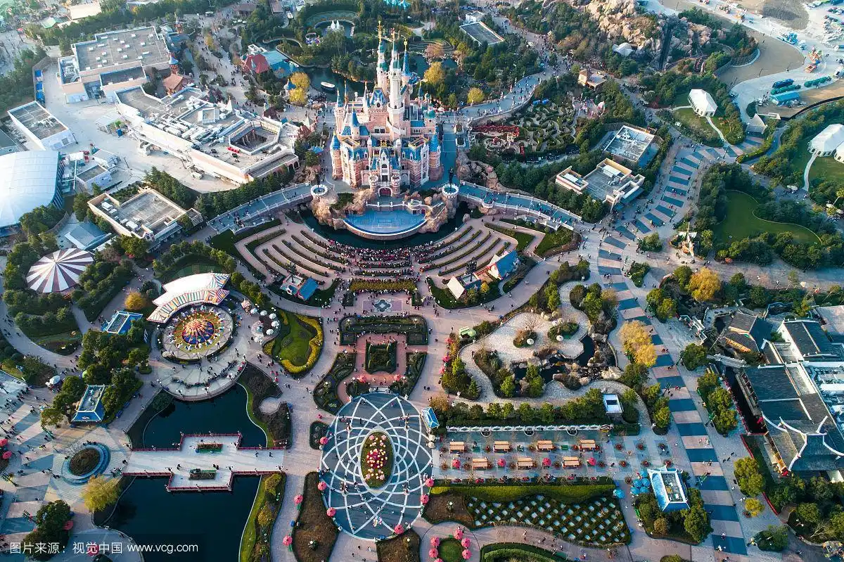 航拍 上海迪士尼乐园