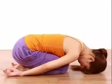 瑜伽跪姿练出健康好身材