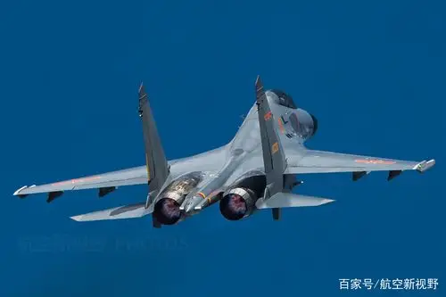 一组中国空军歼11重型战斗机的高清美图 人民空军的主力机型