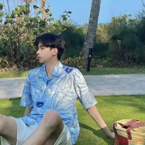 帅哥头像同一个人的帅气照片