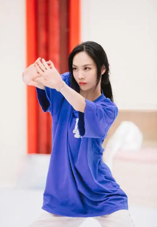 王霏霏乘风破浪的姐姐第六期剧照图片