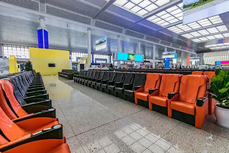 云南省昆明市高铁南站候车大厅环境建筑