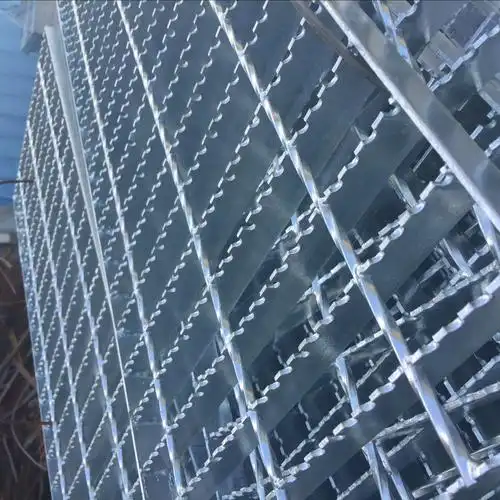 厂家直销齿形钢格栅镀锌钢格板格栅板