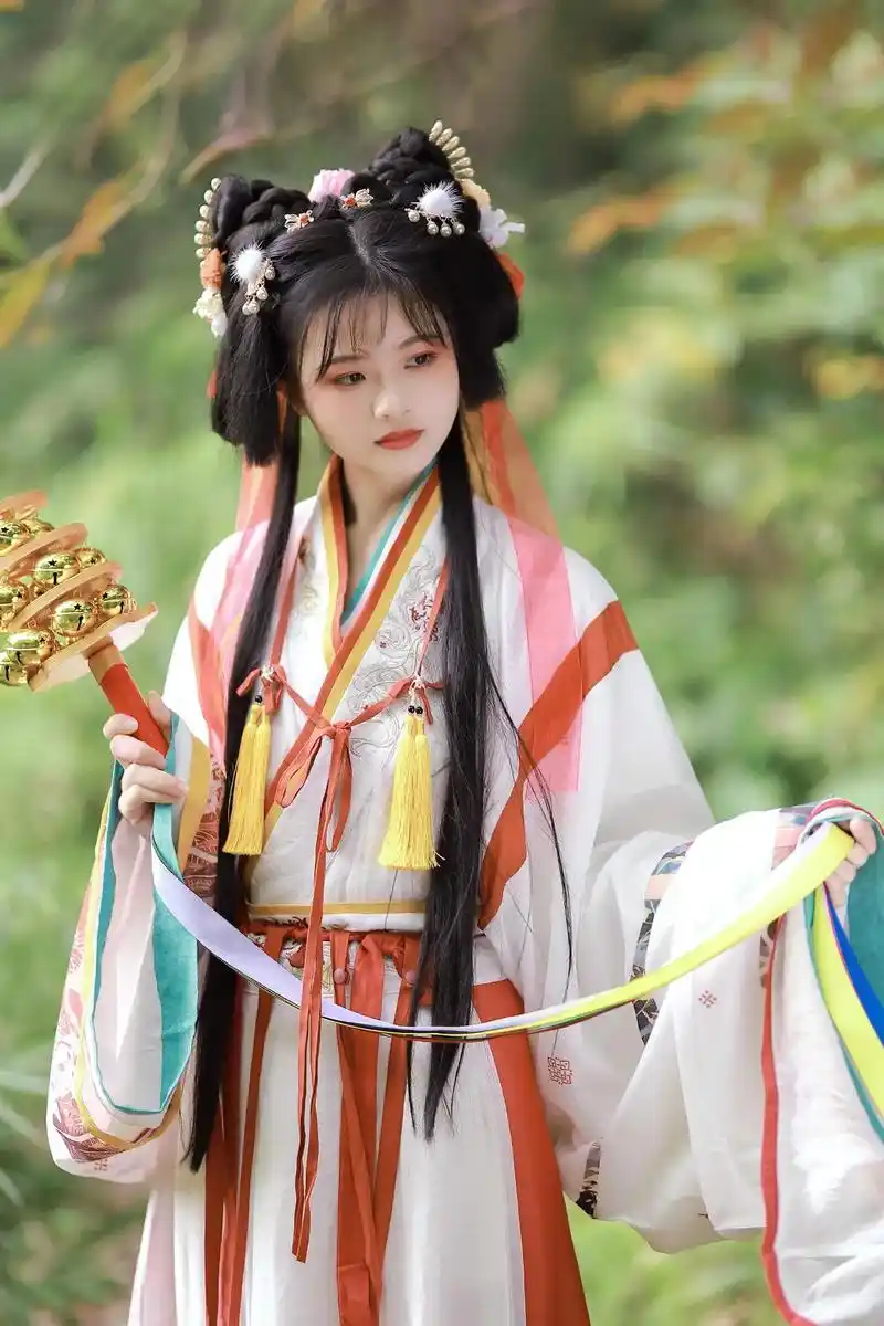 汉服版神明少女!#东莞摄影约拍 #东莞拍照 #神明少女 #古 - 抖音