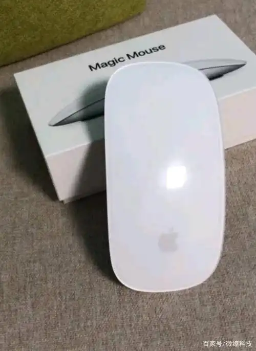 apple妙控鼠标2代,小巧便捷拒绝有线束缚