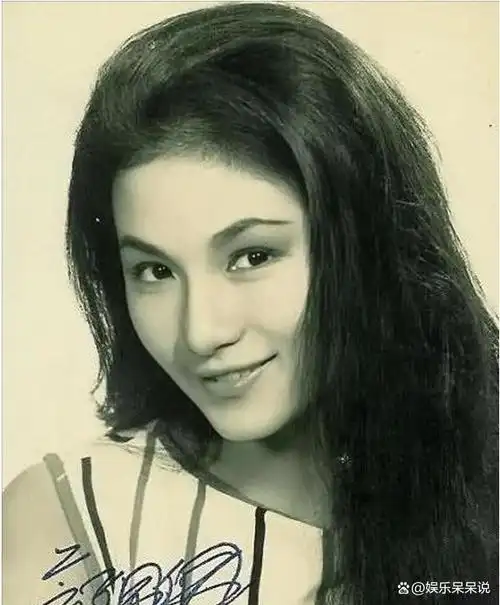 79岁老戏骨郑佩佩:流产4次孕育3女1子,目前近况令刘涛落泪