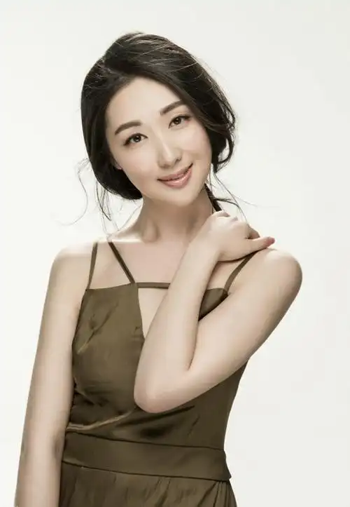 涂黎曼曝时尚写真 温婉迷人展魅力[20p] - 精彩贴图 创幻股票