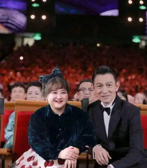 刘德华喊话贾玲:你可以演我的夫人 贾玲回应咱俩的事,你说了算