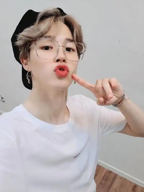 夸一下套5朴智旻的回归状态 (又名套回归的物料竟然有这么多!