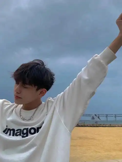 陈鹤一陈泽宇抖音图片陈思宇陈鹤一抖音男网红你最pick谁图片