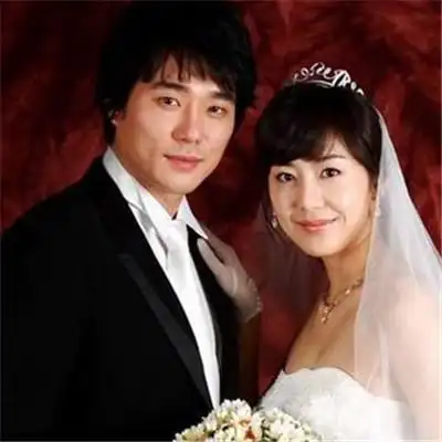 【图】尹晶喜现实结婚照欣赏 其丈夫竟只是一个普通人