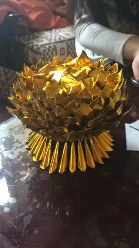 求如图聚宝盆的折法!