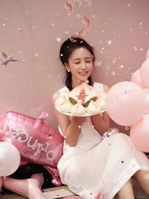 0808佟丽娅生日快乐