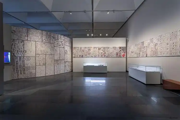 "韩美林艺术展"之"秀木成林"