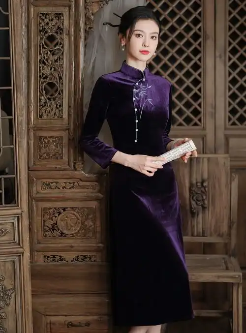 丝绒旗袍奥黛裙2023年新款春秋秋季刺绣日常可穿秀花中年妈妈中袖