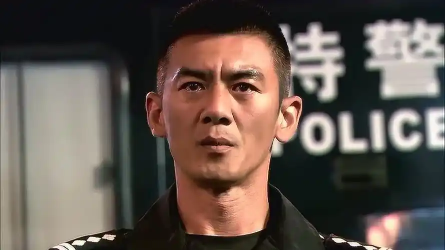 特警力量:陶静流泪告别龙头,离开了特警队,龙头一脸不舍