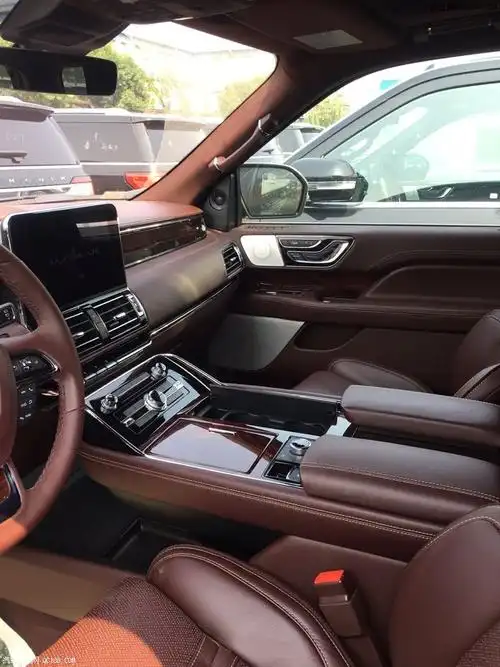 18款林肯领航员全尺寸suv奢华内饰底售