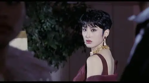 觉得这些里面最适合的是陈法蓉的风格,尤其是她在《赌侠》里面的龙九