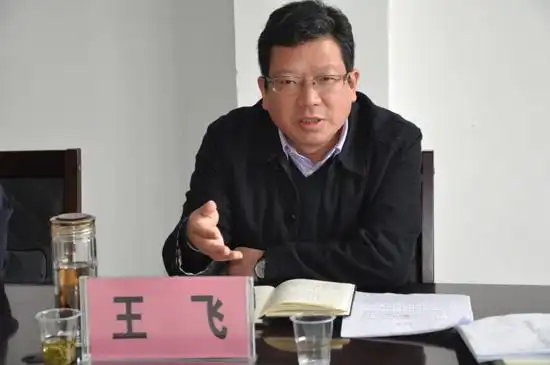 余庆县长王飞零距离听民声 面对面解民诉