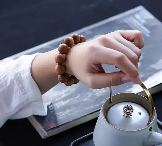 正宗印度老山檀香佛珠老山檀手串檀香木文玩108颗念珠2.