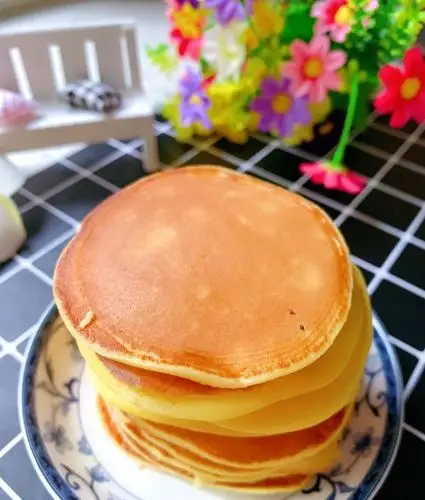 简单易学零失败的鸡蛋松饼的做法_菜谱_豆果美食