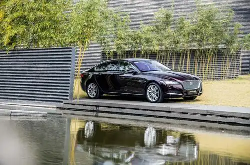 豹力有增无减 2019款捷豹xfl四驱车型试驾评测