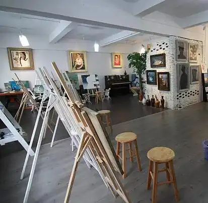 工作室2019-06-06深圳深圳成人美术培训2019-06-06深圳深圳集美美术