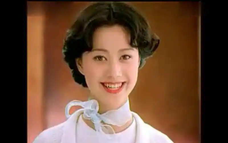 97年倪虹洁出道走红广告朵儿胶囊