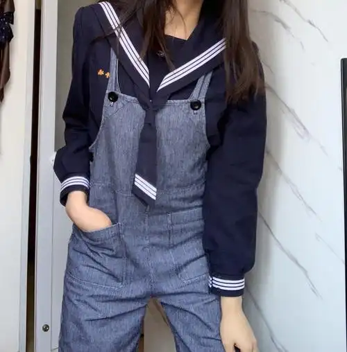 救命姐妹们求搭配牛仔背带裤的札幌襟水手服