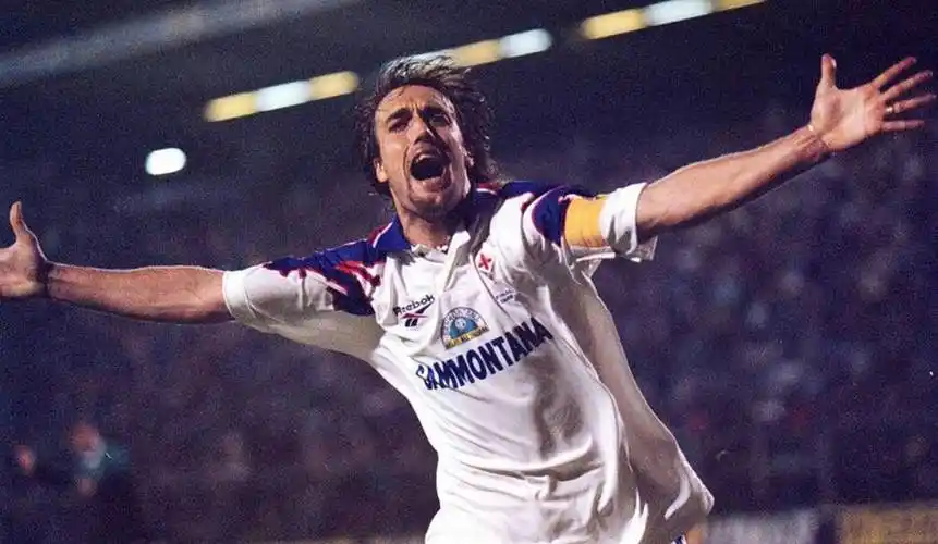 有一种英雄叫做巴蒂斯图塔足球巨星的辉煌一生j9说足球