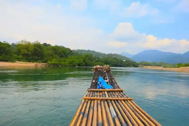 楠溪江甸园竹筏漂流