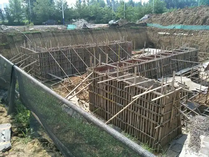 德兴路桥梁模板加固