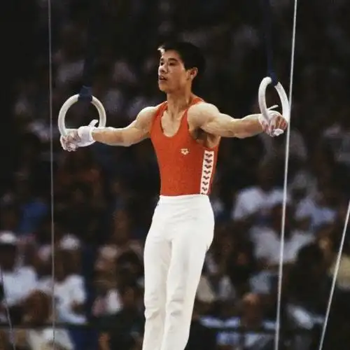 许海峰第一金,李宁6奖牌,女排称霸)