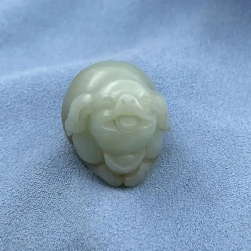 和田玉肥猪一头