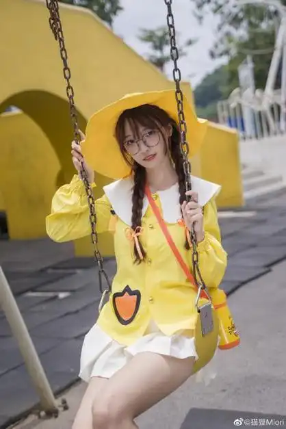 和平精英超萌小黄鸭穿搭(永不过时的小黄鸭cos写真)(9)