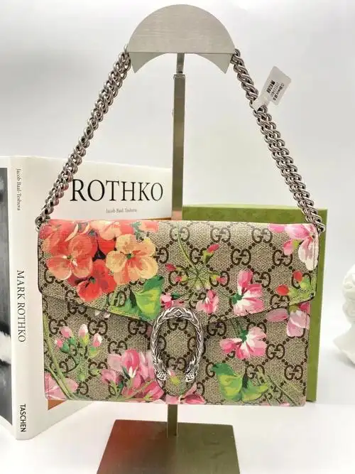 gucci酒神天竺葵