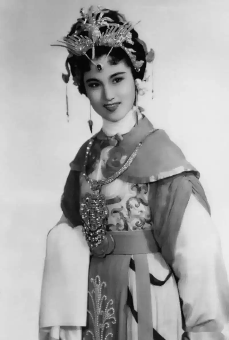 人生有涯戏无涯——纪念王文娟老师访谈录_越剧