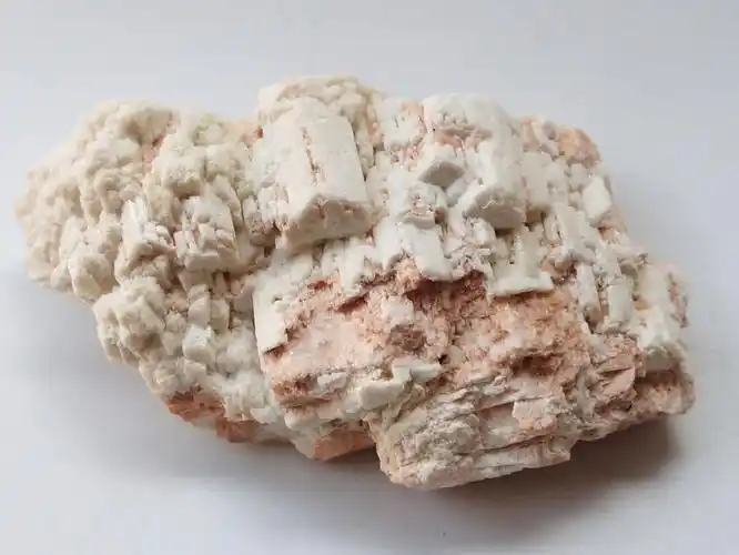 阶梯状钾长石被钠长石包裹正长石微斜长石矿物标本晶体晶簇宝石