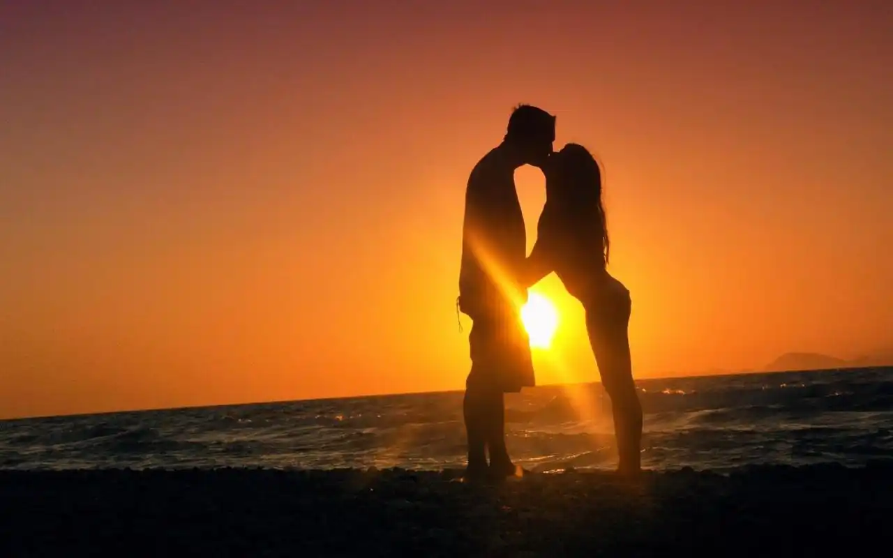 语不惊人死不休 ——唐王紫苏爱情唯语