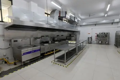 打开微信,香洲学校食堂后厨全部被直播!网友:应全国推广_香洲区