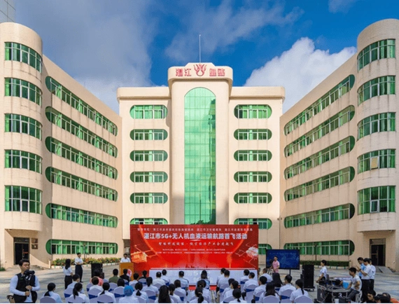 顺丰无人机粤西首条"生命航线"在湛江启航!