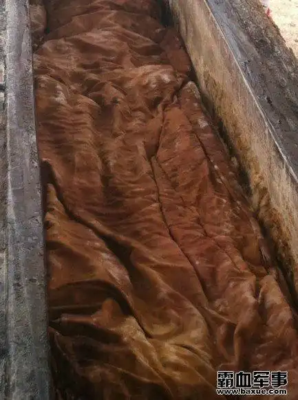 实拍明代干尸开棺全过程