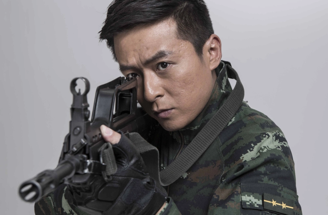 《反恐特战队之猎影》猎影小组攻下监狱 恐怖分子围困猎影